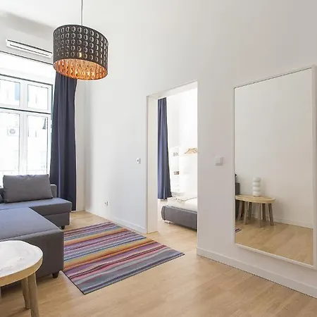 Gasthof Old Town Lx Suites