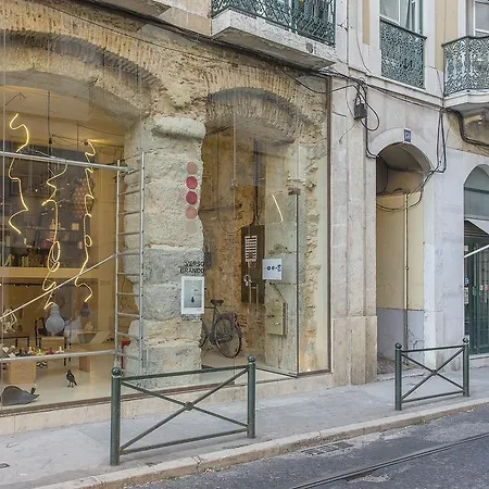 Old Town Lx ゲストハウス