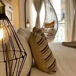 Πανσιόν Old Town Lx 3*